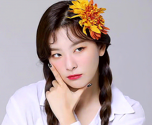 윙크 슬기