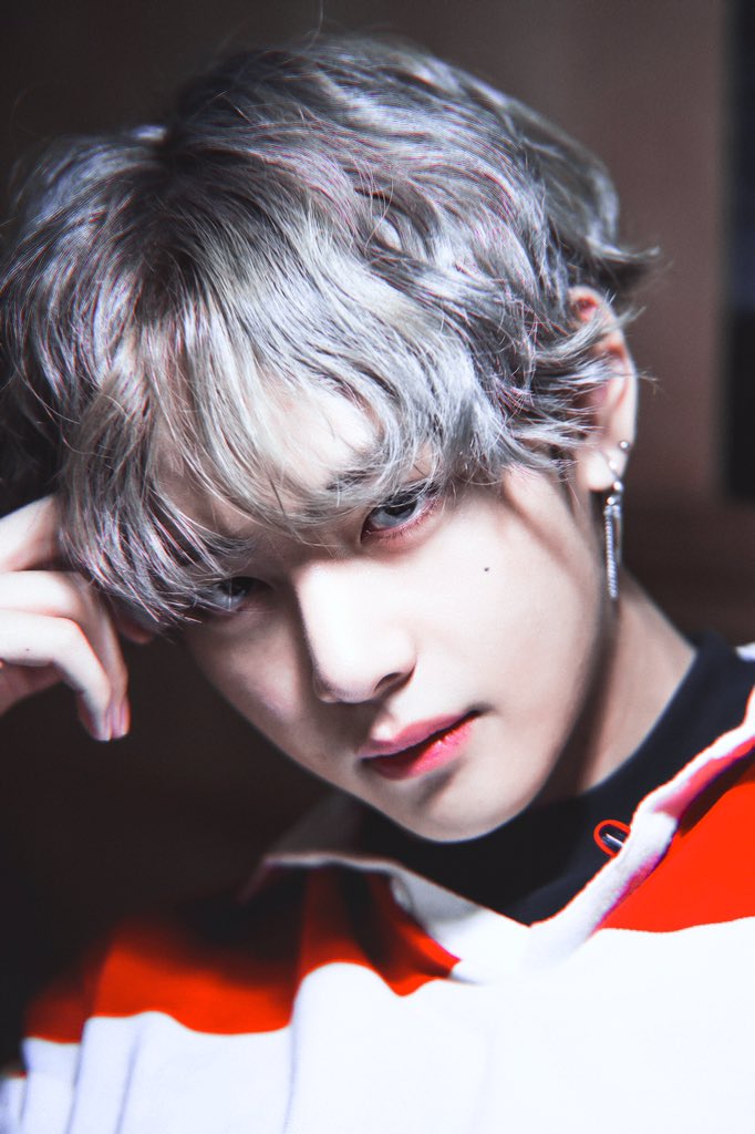 방탄소년단 뷔 뷔뷔뷔뷔