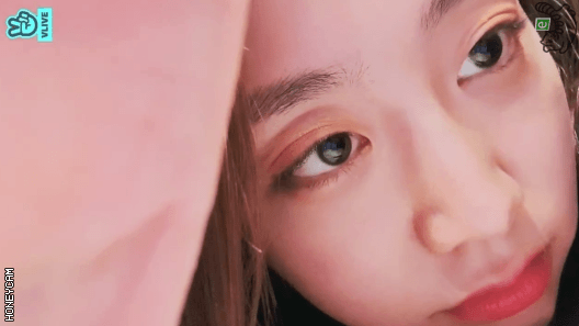 지수 : 전 이렇게 생겼습니다