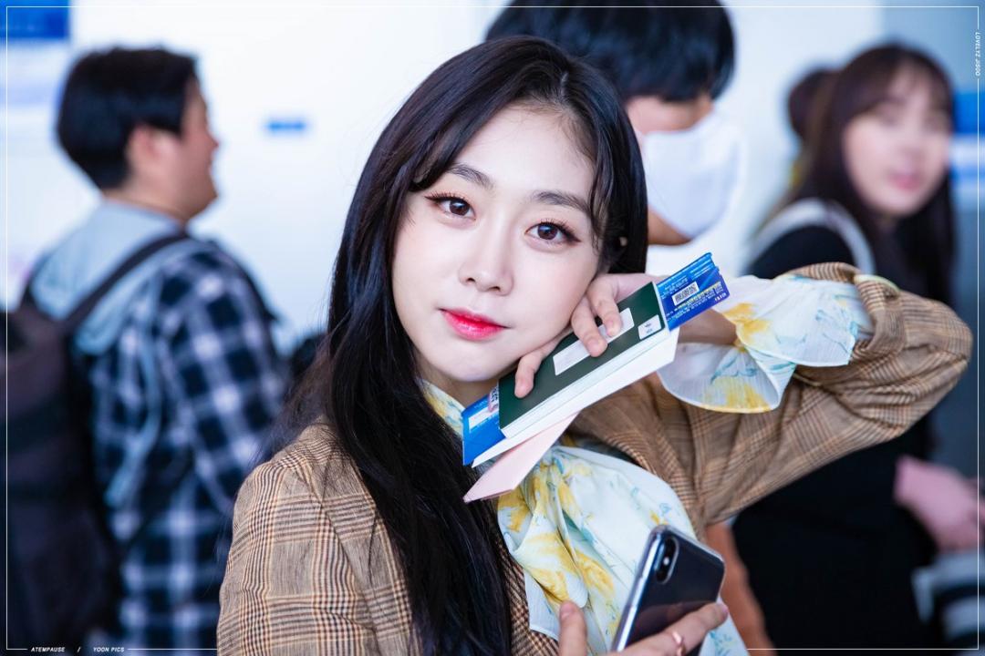 러블리즈 눈큰애