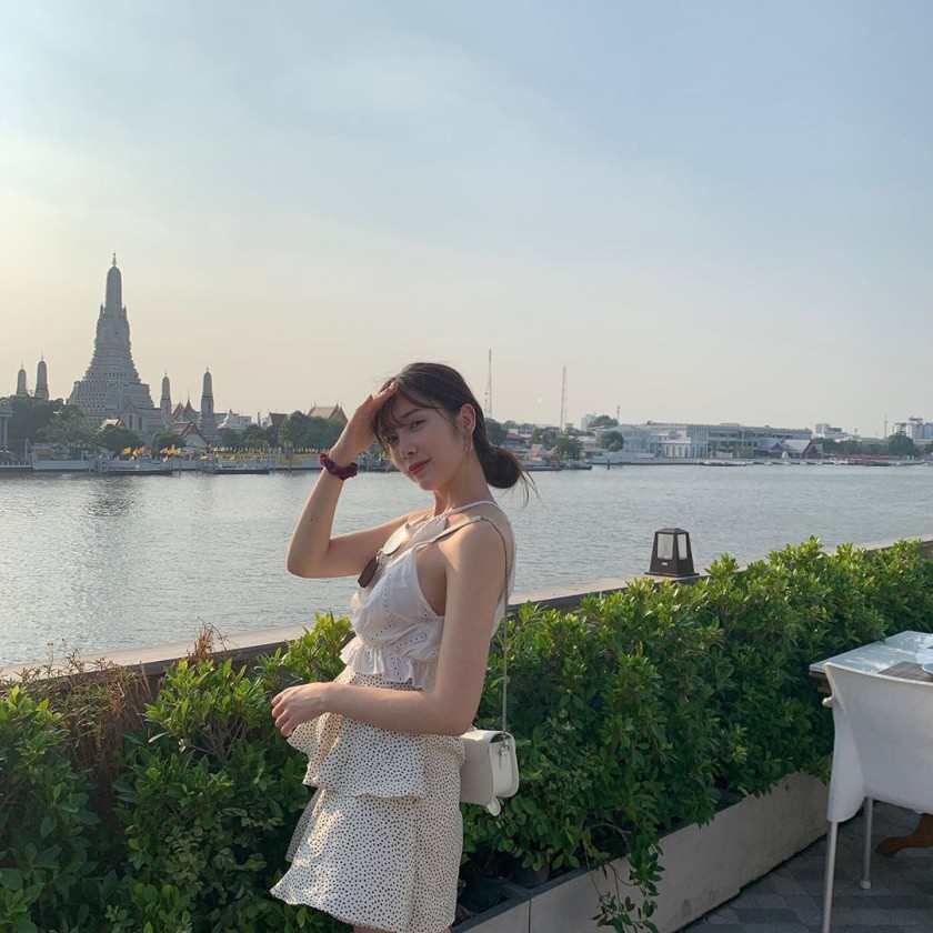 여행 다니는 윤채경