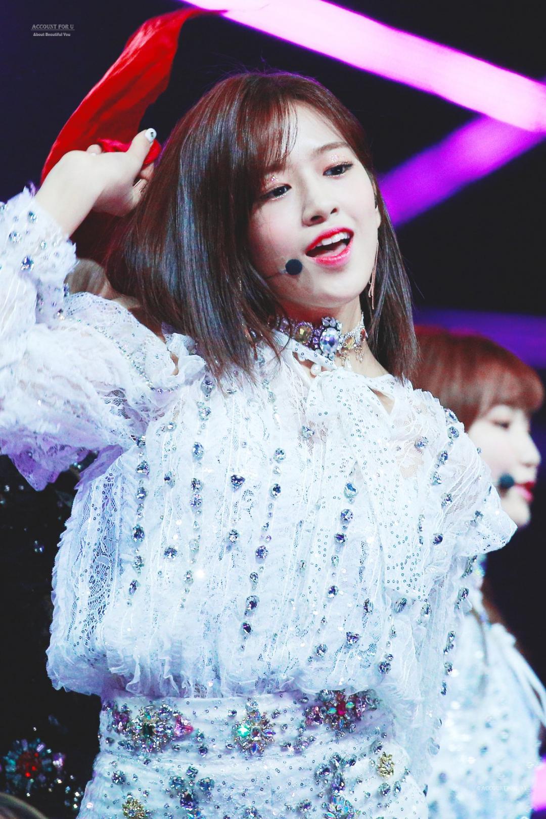 [MPD직캠] 아이즈원 안유진 &#039;라비앙로즈&#039; @엠카_2018.11.15