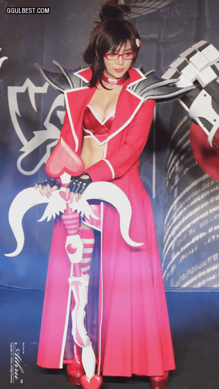 티티클 다미 LOL 코스프레.gif