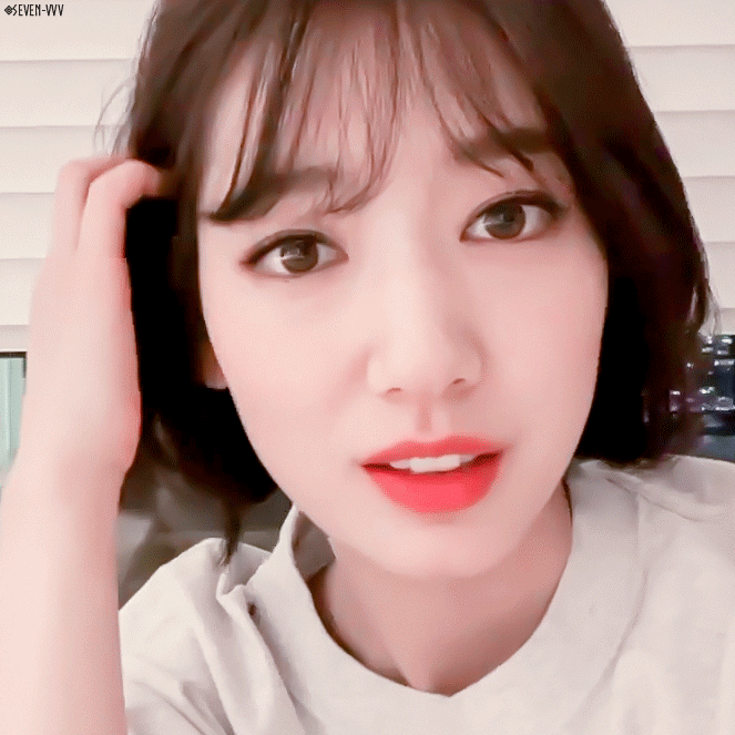 단발머리 박신혜 미모