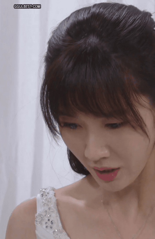 드레스 입은 이수경