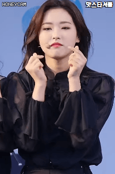 튕기는 검은 올리비아 혜
