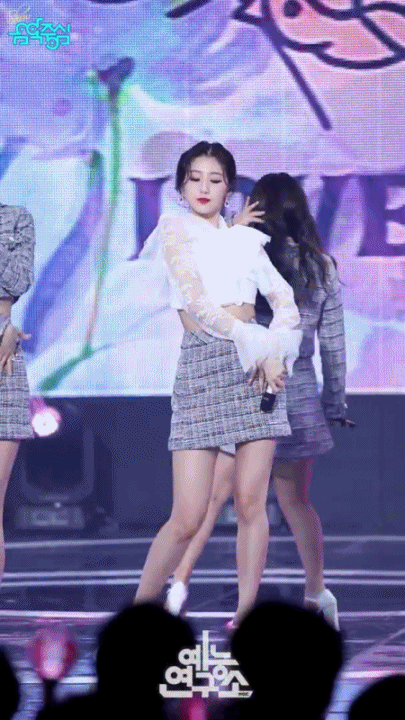 러블리즈 음악중심 직캠 정예인 움짤(데이터주의)