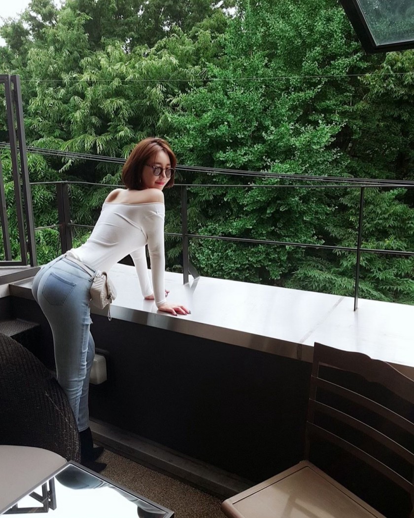고준희 스키니핏