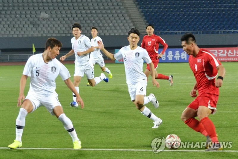 축구 국가대표팀 북한전 경기 사진