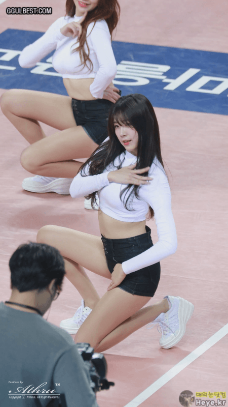 크롭티 안지현