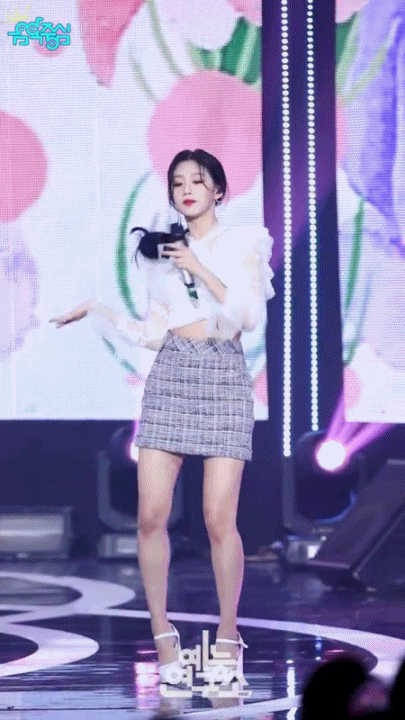 러블리즈 음악중심 직캠 정예인 움짤(데이터주의)