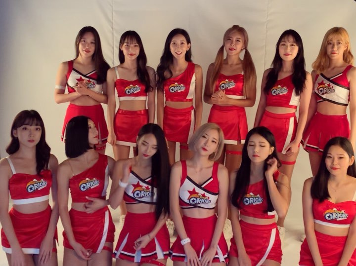 두산 치어팀 단체촬영