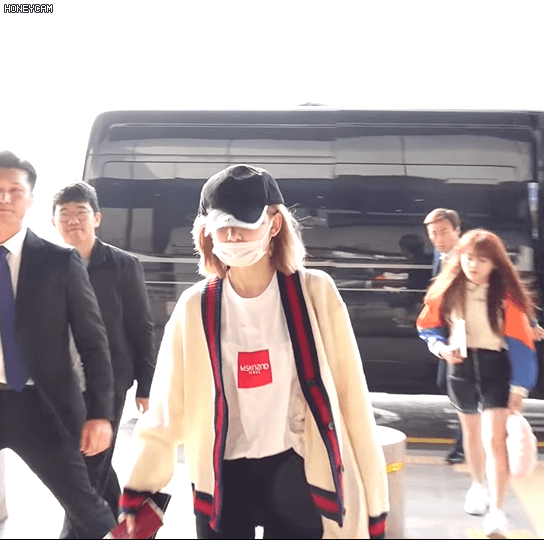 190423 아이즈원 출국