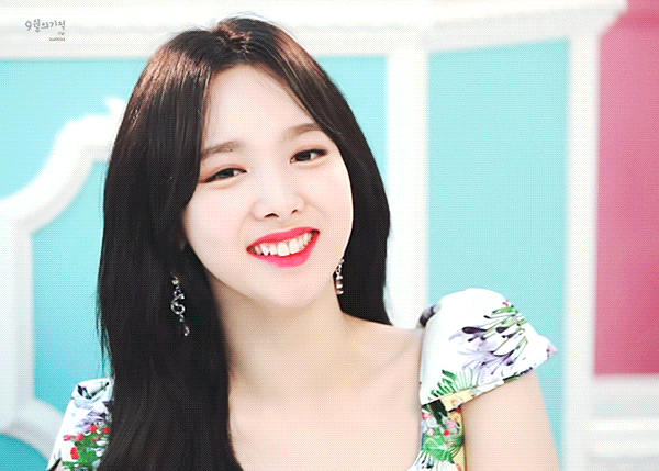 트와이스 Fantasy park DVD Behind 승ㅈ.......나연 움짤