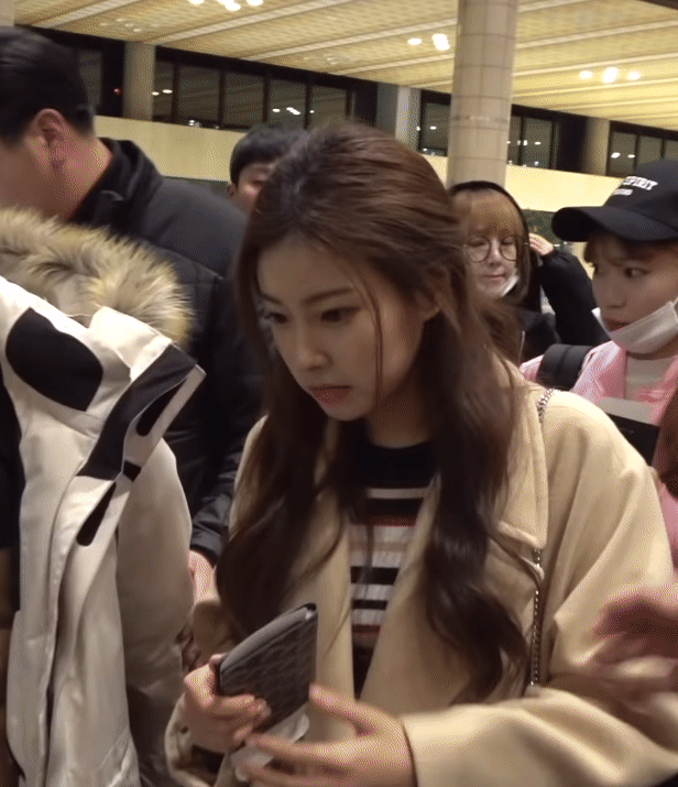아이즈원 일본 출국, 상큼 발랄 앚둥이들