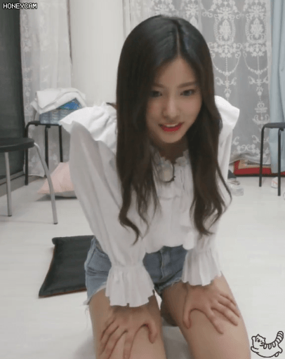 혜원의 라밴더 향이 배인 컵