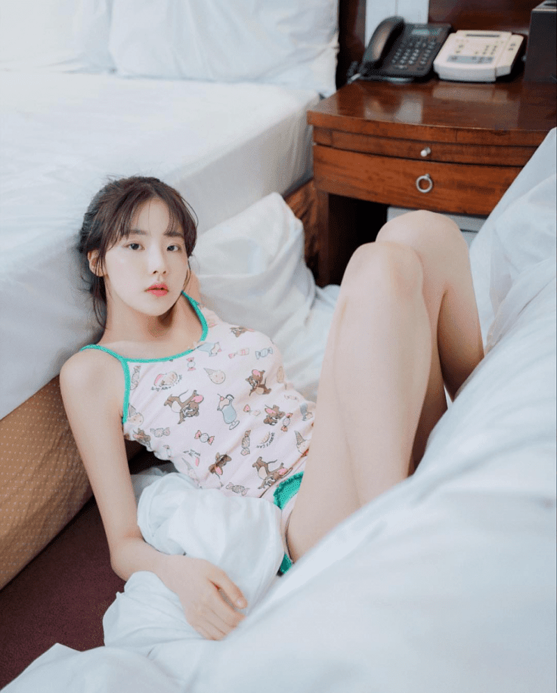 모델 정하 사진 추가