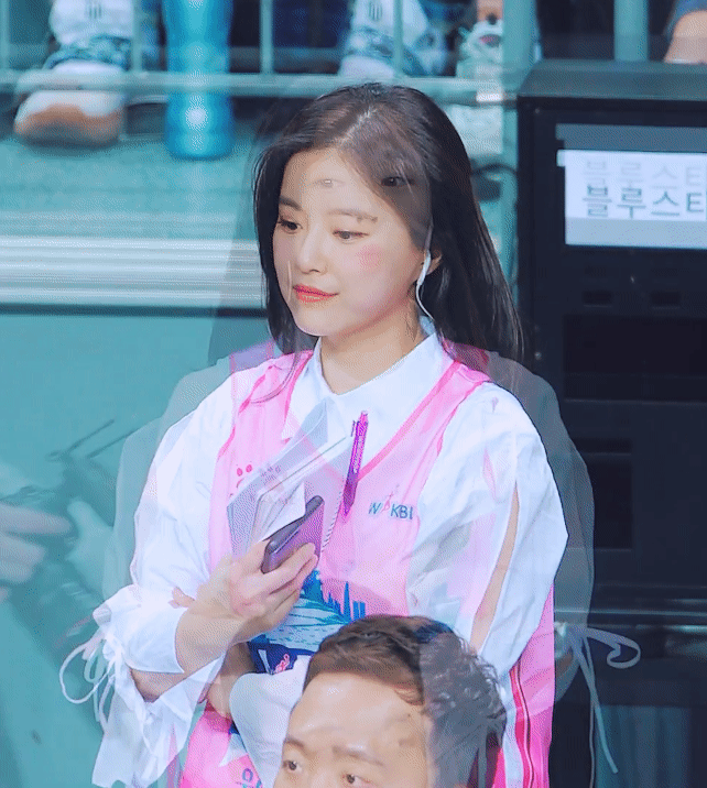이향 아나운서