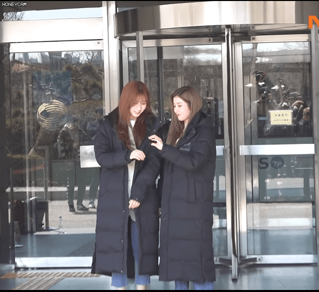 &#039;안녕하세요&#039;출근길 민주.은비