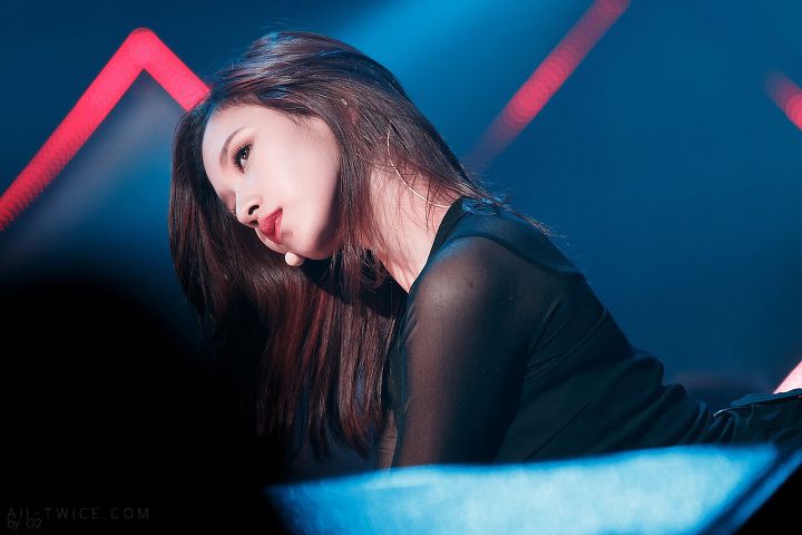 (스압) 미나 [31장]