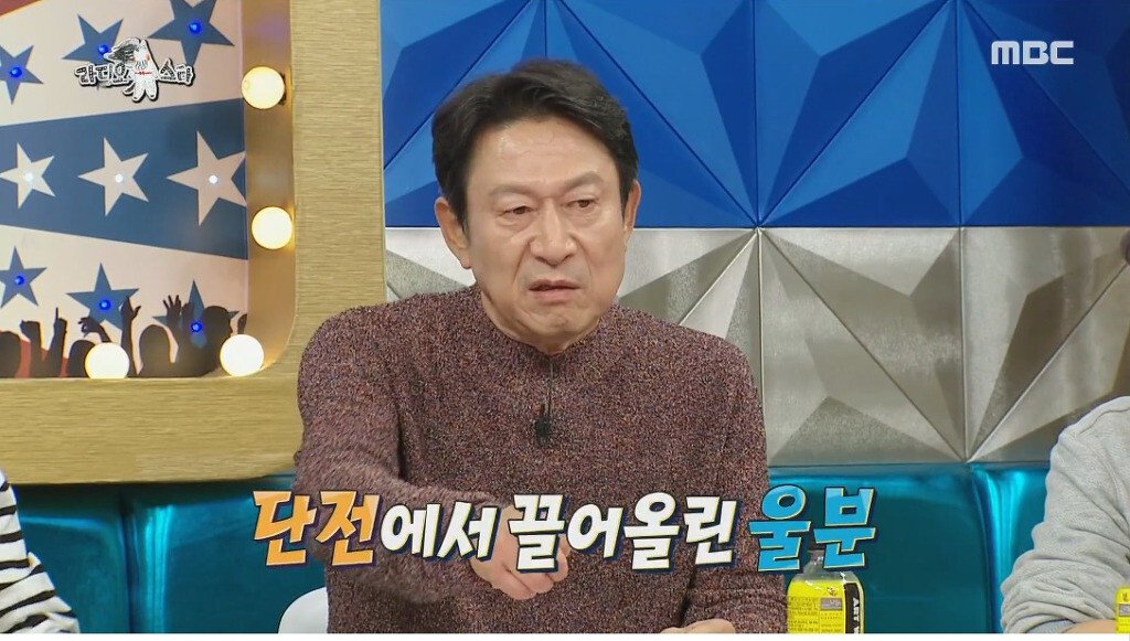 엄마랑 싸우는 아들 얘기 듣고 극대노