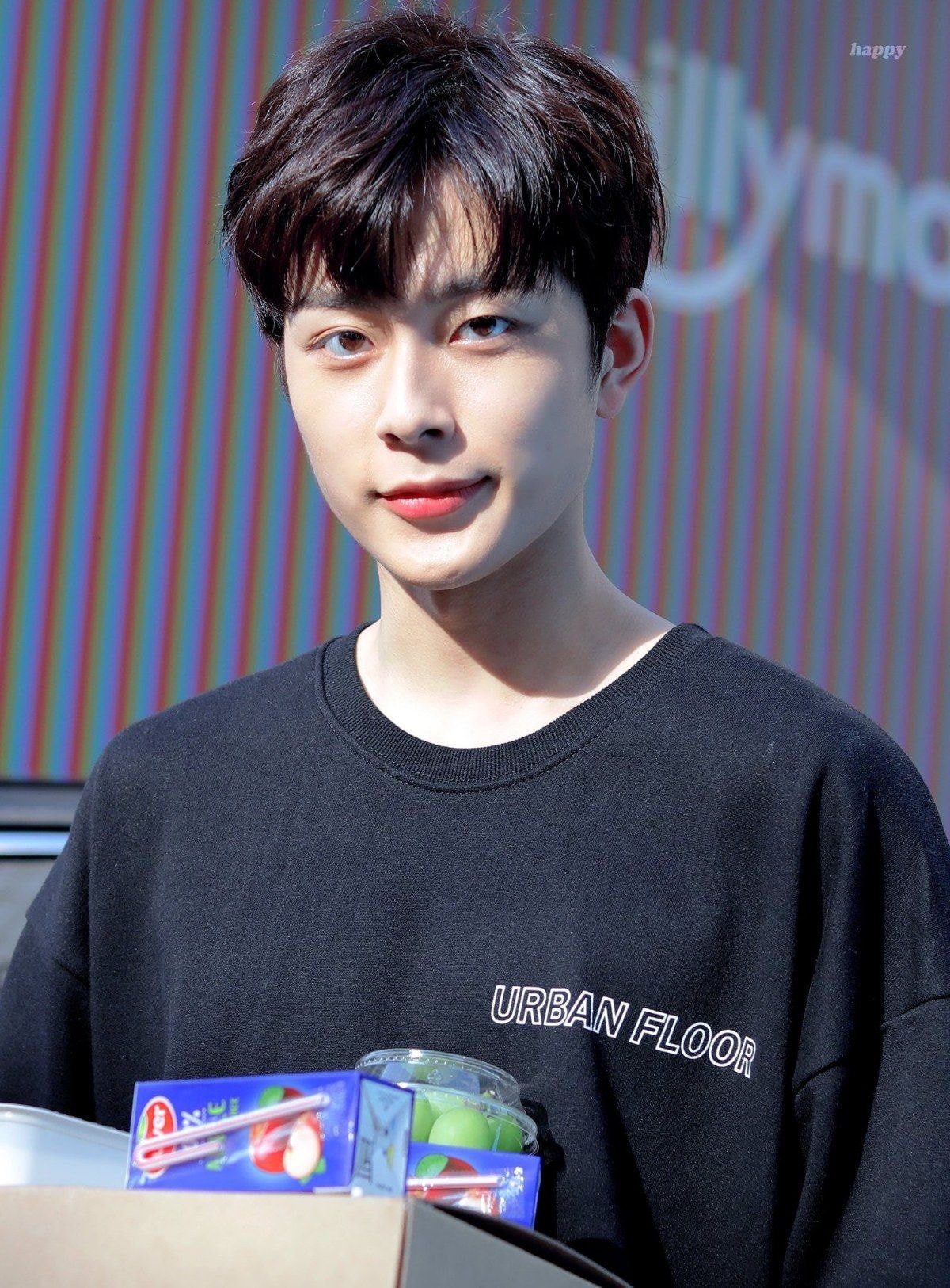 이제 정말 성인남자 다 된것같이 자란 유선호