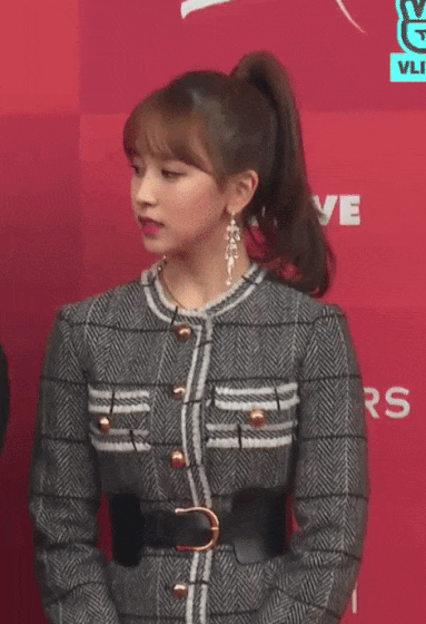 골든 디스크 레드카펫 미나.쯔위