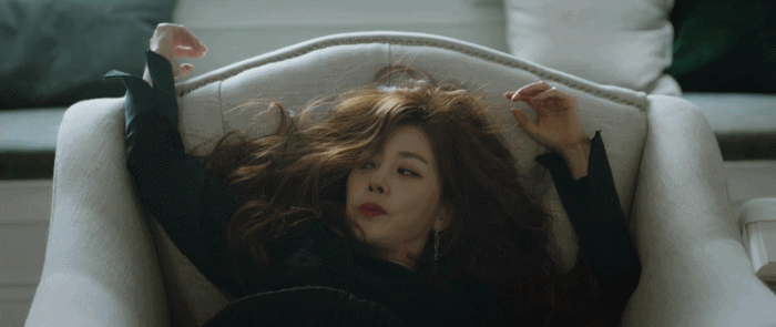 와.... 이 아줌마 뭐죠?