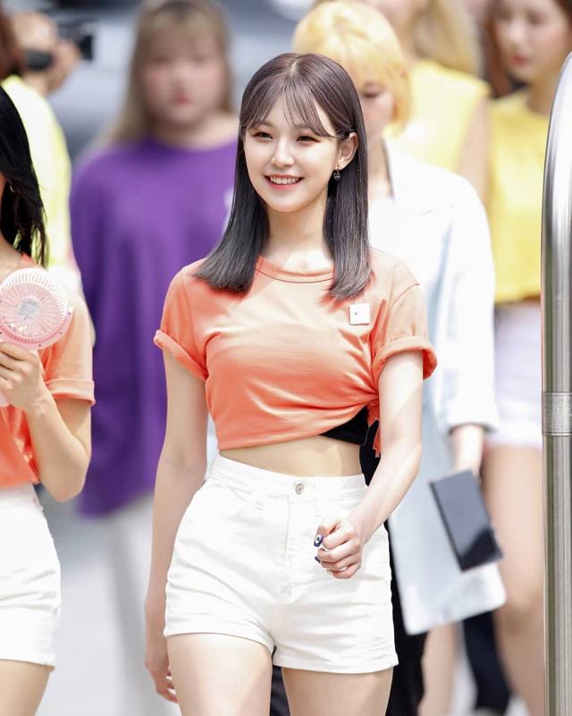 프로미스나인 백지헌