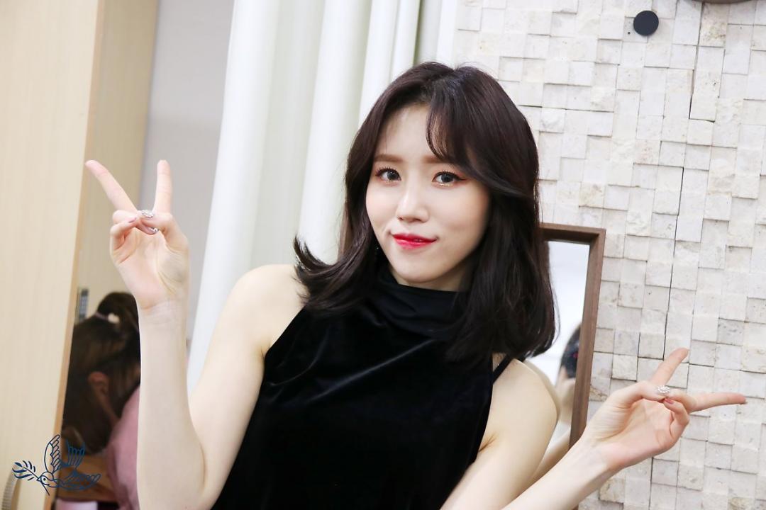 Lovelyz 소중했던 기억들로 Rewind 스압~