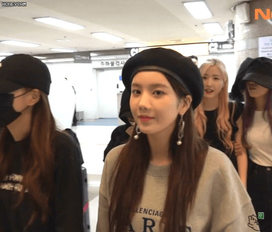 공항 아이즈원