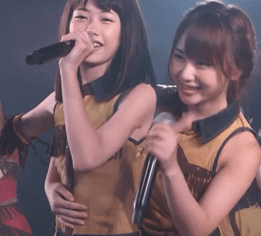 다카하시 주리.gif
