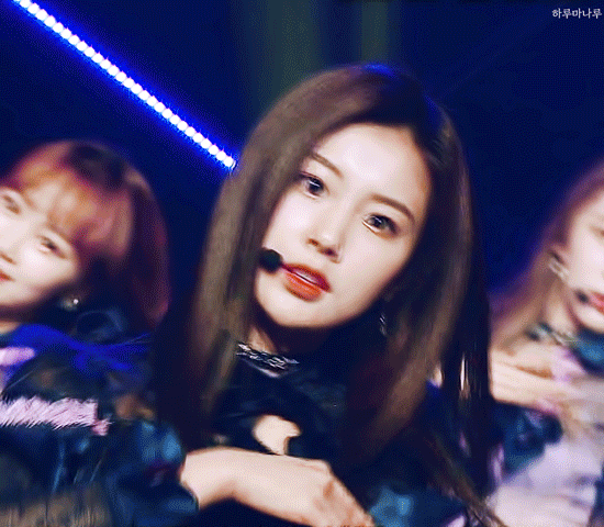 일본 음악방송 버즈리듬 강혜원 김민주