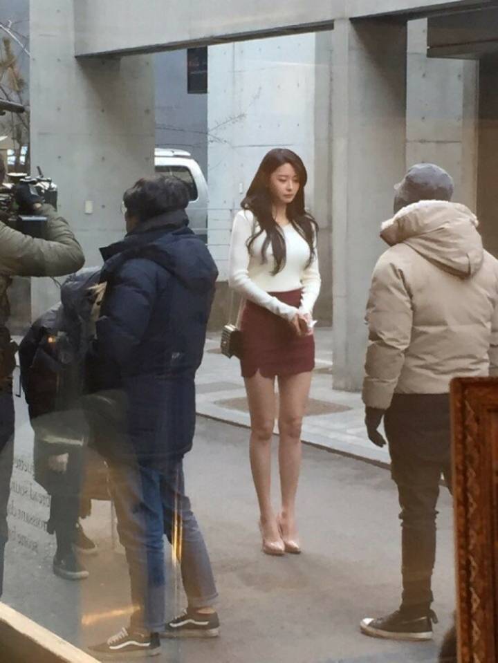 이게 나라지