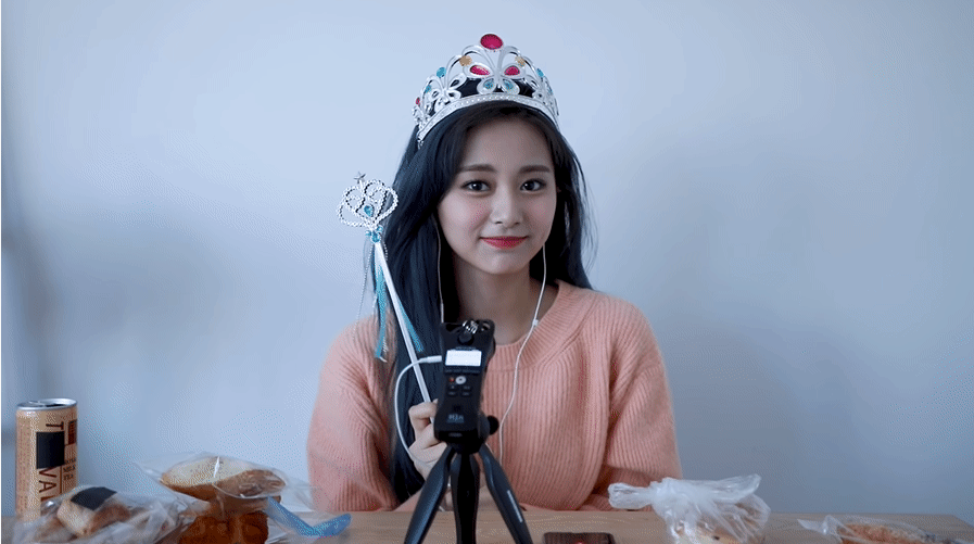 Yes, I am Tzuyu. ASMR Interview
