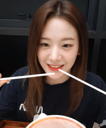 프로미스나인 귤먹방