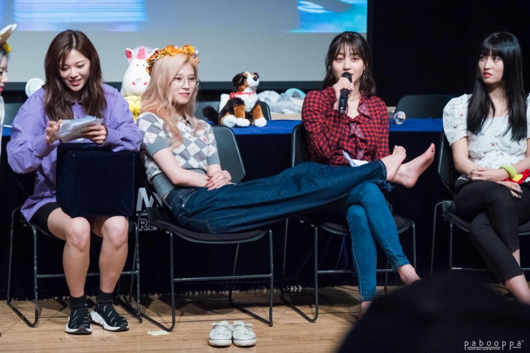 190505 일지 아트홀 팬 싸인회