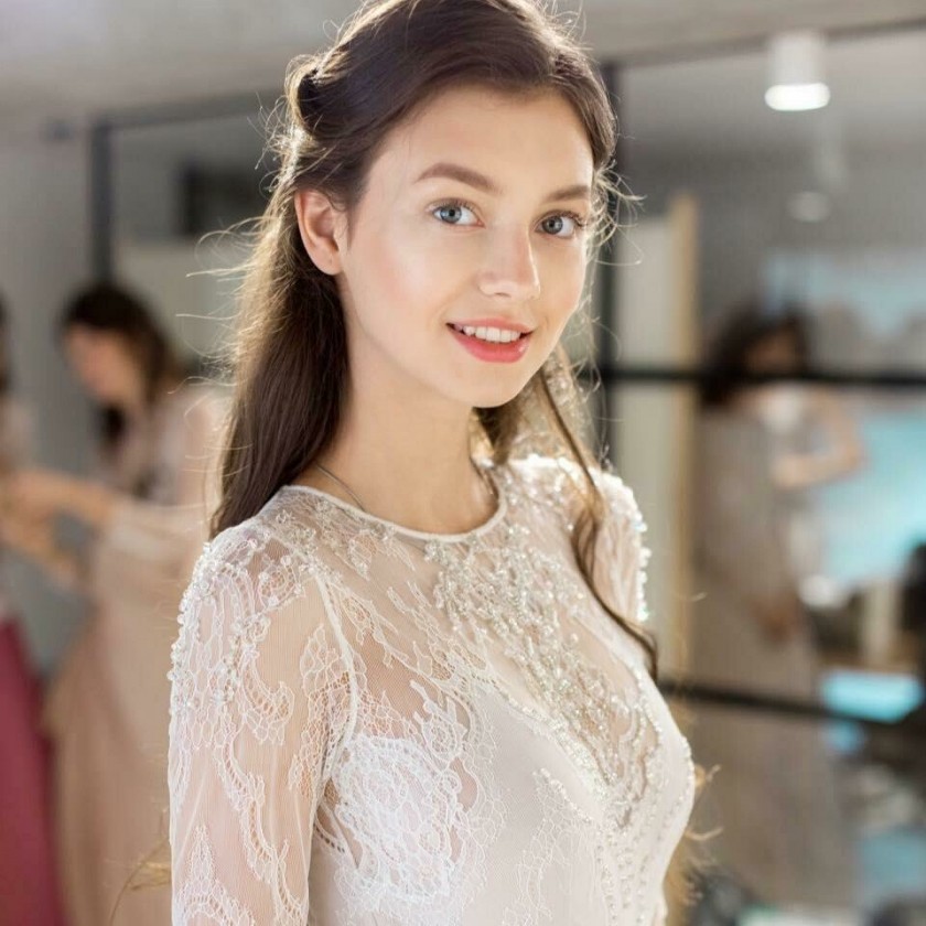 우크라이나 미인대회 우승한 처자