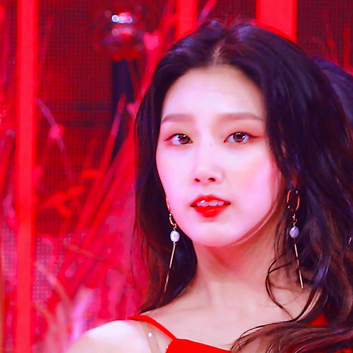 [입덕직캠] 러블리즈 정예인 ‘그 시절 우리가 사랑했던 우리’