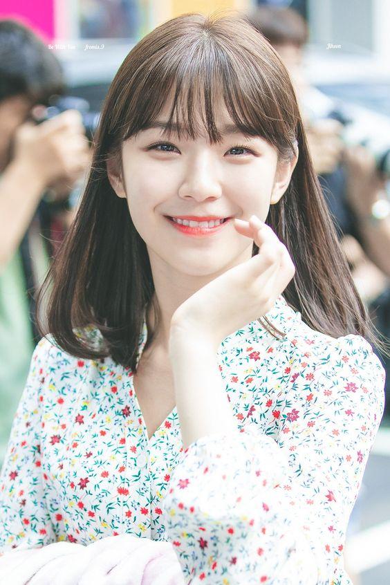 여러분의 데이터를 냠냠 프로미스나인