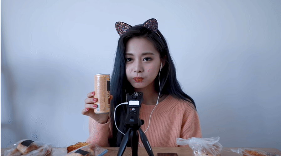 Yes, I am Tzuyu. ASMR Interview