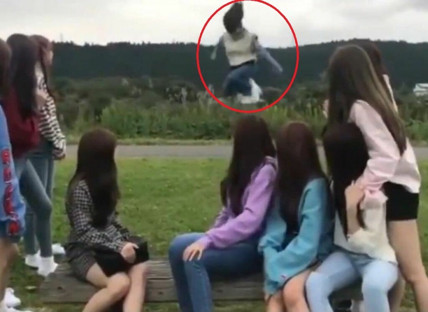 무중력 현역 아이돌