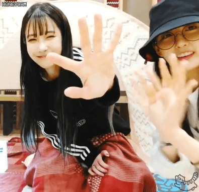 매를 버는 예인이 + 미주