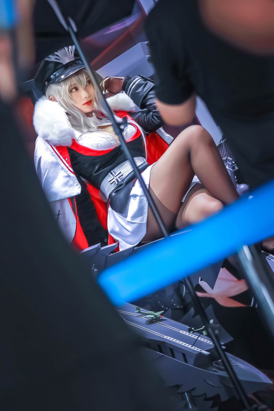 움짤 그라프 체펠린 코스프레