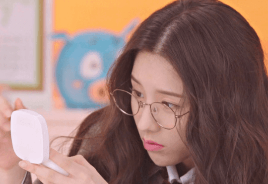 게임 광고 찍은 이달의 소녀 희진