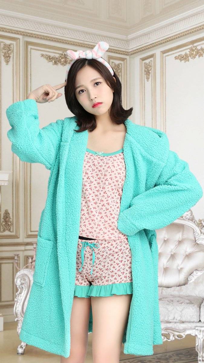 미나 잠옷 가운