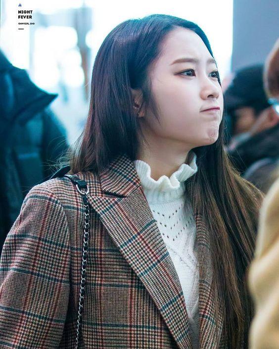 오마이걸 지호