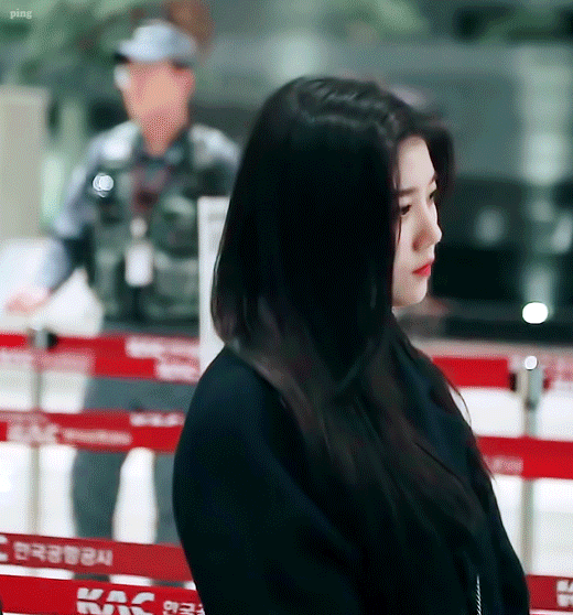 김포공항 출국 권은비 강혜원