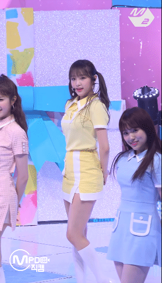 [MPD직캠] 아이즈원 @MCOUNTDOWN_2019.4.4 채연 ,나코,사쿠라.예나