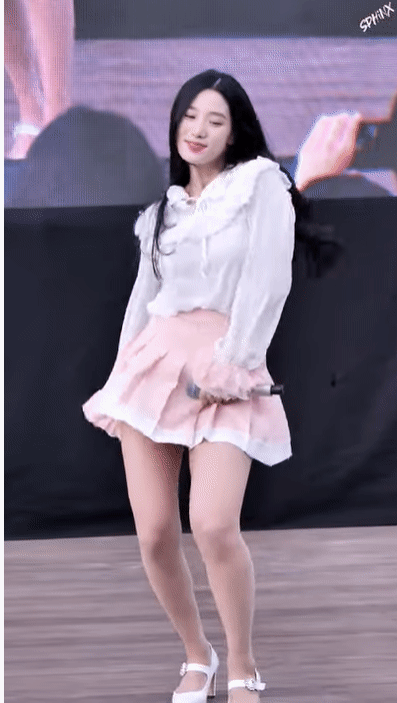 마이크 떨어져도 자연스럽게.. BerryGood 조현 - Oh! Oh! ,풋사과